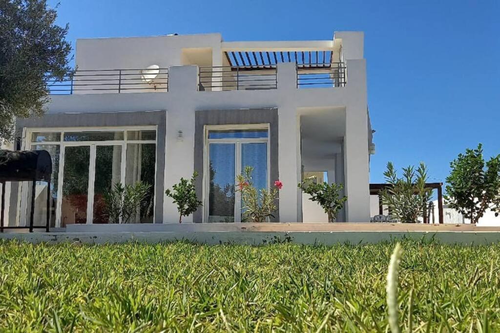 Magnifique Villa Avec Piscine Sur L'Ile De Djerba Pour Vacances Arkou Eksteriør bilde